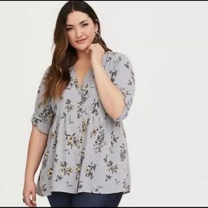 Torrid Heather Gray Floral 3/4 Sleeve Lightweight Blouse Size 1